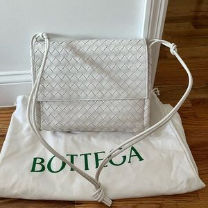 NEW Bottega Veneta white weave cross body bag